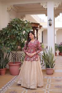 Elegante Traje Tradicional Indio para Mujer, Lehenga Choli con Borde Tejido con Estampado Digital para Festivales y Bodas - Product Image 6