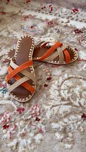 Vente en gros de pantoufles et sandales marocaines faites à la main en raphia, chaussures tissées écologiques pour femmes et hommes, commande en gros, fournisseur direct - Product Image 5