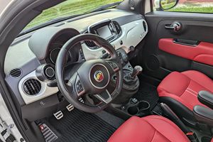 FIAT 500 ABARTH 2017 d'occasion, conduite à gauche/droite - Product Image 3