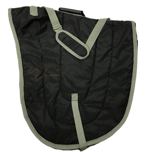 Sac de transport de selle anglais avec coque résistante aux intempéries et structure rembourrée protège la selle dans toutes les conditions de voyage - Product Image 2
