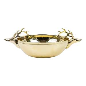 Bol rond en laiton avec intérieur lisse et extérieur gravé adapté pour servir des collations sèches ou contenir des objets décoratifs - Product Image 2