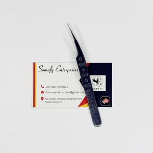 Pince à épiler Somofy Enterprises personnalisée en acier inoxydable violet scintillant, à pointe droite, sans fibres, robuste et durable, pour cils. - Product Image 2