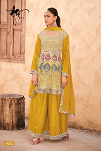 Traje Palazzo bordado pesado para mujer Hermoso Chinon Salwar Kameez Ropa de fiesta para festivales Ocasiones especiales India - Product Image 3
