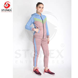 Low MOQ Gym Tops Abrigos deportivos con capucha y bolsillo para mujeres Sudadera con capucha de manga larga con cremallera completa Fitness - Product Image 3
