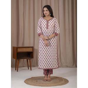Traje de estilo indio étnico de algodón con estampado a mano en bloques blancos y rosas, kurta, pantalón y salwar Anarkali. - Product Image 6