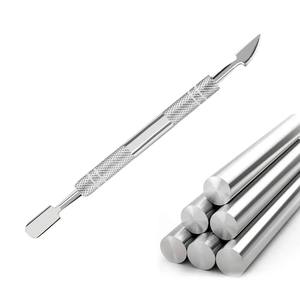 Cepillo de uñas Premium con cuchillo empujador de cutículas de acero inoxidable y herramienta de manicura Recortador de cuidado de uñas - Product Image 2