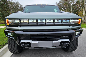 GMC Hummer EV SUV Édition 1 2024 d'occasion, parfaitement propre, conduite à gauche, sièges en cuir, caméra de recul - Product Image 4