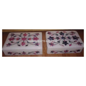 Caja con incrustaciones de mármol, rosa, madre de perla - Product Image 1
