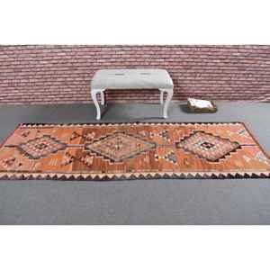Alfombra Turca Vintage de 3x8.7 pies, Alfombra de Pasillo, Alfombra de Lana Naranja Kilim - Product Image 3