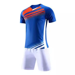 Voetbal Jersey En Shorts Team Nieuwste Ontwerpen Jeugd Voetbalkleding Set Custom Voetbal Best Verkopende Topkwaliteit Uniformen