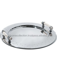 Plateau de service rond avec poignées en bois Plateau de service rond standard pour hôtels populaires Présentoir en métal - Product Image 2