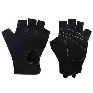Gants de musculation rembourrés et respirants, support de poignet, sangle réglable, ajustement confortable, matériau en néoprène léger pour les séances d'entraînement en salle de sport - Product Image 6
