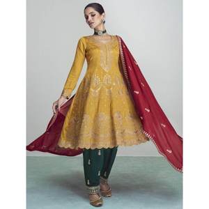 Impresionante Traje Salwar de Seda con Lentejuelas Amarillas para Festivales con Dupatta, Talla XL - Product Image 4