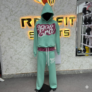 Wholesale Popular Design Newly Arrived Low Price Pullover Tracksuit For Men Unique Style New Design Mens Tracksuits - Product Image 3