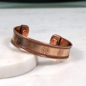 Bracelet jonc en argent plaqué laiton pour femmes, tendance et élégant, avec inscription personnalisée, bijoux à prix avantageux - Product Image 4