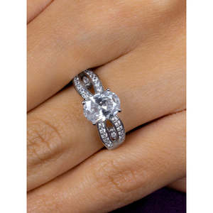 แหวนเพชรรูปวงรีทรงเรขาคณิตประดับอัญมณีสีเหลืองทองแบบอเมริกันตั้งค่าโรเดียมชุบโรเดียม - Product Image 3