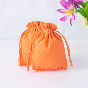 Custom Wholesale Cotton Luxury Cotton <b>Drawstring</b> <b>Bags</b> Custom Logo Grid <b>Drawstring</b> Gift Pouch <b>Bag</b> <b>Large</b> Capacity Cosmetic <b>Bag</b> - Product Image 4