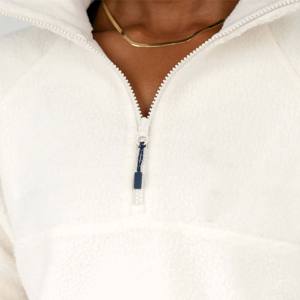 Jersey de forro polar duradero para mujer: de alta calidad, acogedor y perfecto para el uso diario y el clima frío - Product Image 4