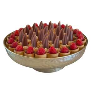 Plateau de service en métal doré de luxe moderne, fait à la main, écologique, durable, bol pour les fêtes - Product Image 4