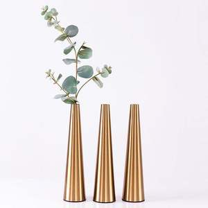 Floreros de metal modernos de la más alta calidad con patrones geométricos perfectos para agregar un borde moderno a su estilo interior - Product Image 4