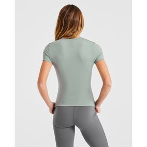 La mejor calidad Muted Sage mujeres esculpir Camiseta de manga corta suave ligero transpirable diseñador relajado ajuste Yoga gimnasio entrenamiento camiseta - Product Image 5