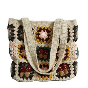 Bolso de Hombro de Alta Calidad para Mujer, Tejido a Mano, de Lana, Cuadrado, con Patrón de Flores y Hongos, Artesanía Textil y de Tela - Product Image 1