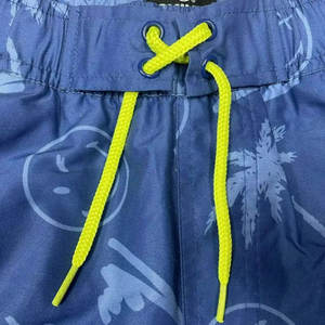 กางเกงขาสั้นเดินชายหาดของผู้ชายเอวกลางแบบลำลองสีฮิตขายดีออนไลน์ผ้าแคนวาสย้อมสีล้วนระบายอากาศได้ดี - Product Image 2