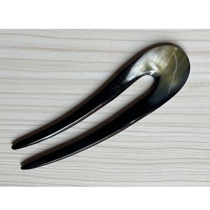 Épingle à cheveux en corne faite à la main durable, bâton traditionnel pour chignon, fourchette à cheveux pour un usage quotidien - Product Image 2