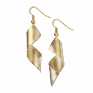 Pendientes de latón atrevidos para mujer con motivo de rayos de sol y textura martillada para declaraciones de moda tradicional destacadas - Product Image 4