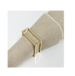Anneau de serviette en métal de meilleure qualité, forme arrondie, anneau de serviette décoratif fait à la main, bon marché, anneau de serviette fantaisie fait à la main - Product Image 2