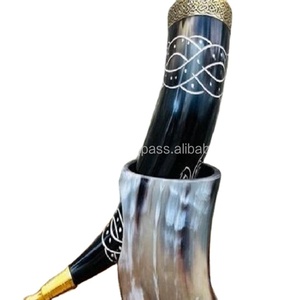 Jarra de Cerveza Artesanal de Cuerno de Búfalo Pulido con Diseño Impermeable Estilo Animal para Camping, Recreación Histórica y Uso en Bares - Product Image 2