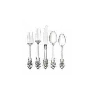 Nuevo diseño Juego de cubiertos de estilo real Acero inoxidable Chapado en plata con diseño en relieve Mango hecho a mano - Product Image 1