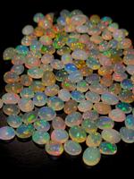 Opale d'Éthiopie 100% Naturelle Grade AAA+ Cabochon Facetté Cœur Multi-Feu Personnalisé pour Fabrication de Bijoux
