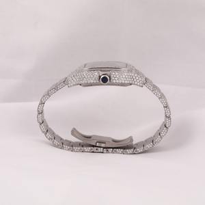 Nouvelles montres à la mode pour hommes à la mode deux tons HIP HOP Luxury Moissanite Diamond Watches à vendre du fabricant indien - Product Image 5