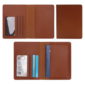 Porte-passeport de voyage en cuir véritable Crazy Horse, housse de protection multifonctionnelle pour porte-cartes d'embarquement - Product Image 1