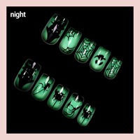 HYC-DY-609 Faux ongles carrés courts à presser, motif toile d'araignée fantôme lumineuse d'Halloween, réutilisables, couverture complète, 24 pièces
