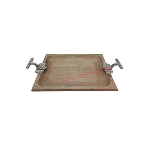 Vente directe d'usine Plateau en métal doré blanc fabriqué à la main Vaisselle et articles de service personnalisables - Product Image 5