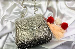 Decorative Bridal Metal Bag for Women <b>Wedding</b> Party Wear Heavy Stone Work Evening <b>Clutch</b> Purse Suppliers India - Product Image 5