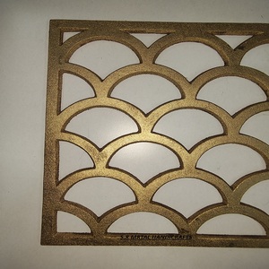 Handmade Aluminium Scallop Deisgn <b>Trivet</b> with Gold Plated Finish - Product Image 4