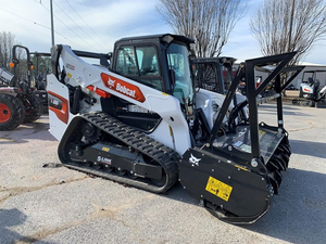 Chargeuse compacte sur chenilles Bobcat T65 avec attache broyeur - Product Image 1
