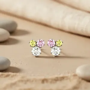 Boucles d'oreilles clous en argent avec pierres précieuses roses, jaunes et blanches, style religieux mignon, plaqué or, cuivre, matériau principal pour cadeau de mariage ou de fête - Product Image 3