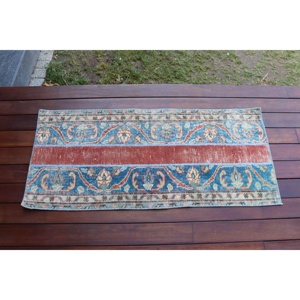 Alfombra Turca de 1.7x3.8 pies, Alfombra Pequeña Vintage, Alfombra Azul Sólida - Product Image 1