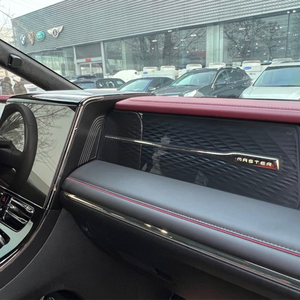 Furgoneta Familiar/Ejecutiva de Lujo 2024, Estilo Master Edition, 2.0T, Usada, Suministro de Japón (Verificada, Usada, Lista para Conducir) - Product Image 2