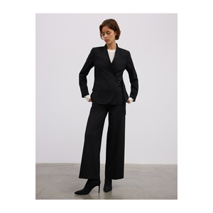 Chaqueta Blazer de Viscosa para Mujer con Detalle de Hebilla Decorativa - Product Image 3