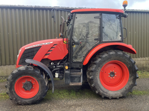 รถแทรกเตอร์ล้อยาง Zetor Crystal 8011 CL80 เครื่องยนต์ Deutz พร้อมมอเตอร์เกียร์ ปั๊ม แบริ่ง และชุดเกียร์ - Product Image 3