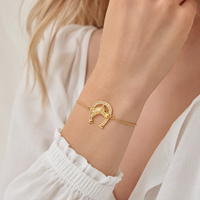 Bracciali e Braccialetti Personalizzati con Catene a Maglia Box in Ottone, Ciondoli a Forma di Cavallo, Placcati Oro 18k, con Motivi Ape, Margherita e Ferro di Cavallo per Donne e Ragazze