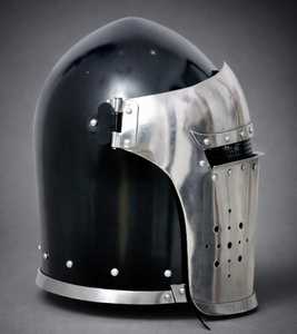 Casco con Visera Barbuta, Diseño Moderno, Decoración Ecológica de Aluminio para Mesa, Cumpleaños, Hogar - Product Image 5