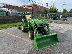 Tractor John Deere 2032R nuevo y usado del 2023 con cargador frontal de 220 y Frontier RT3062 - Product Image 6