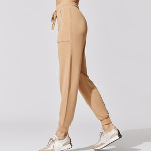 Pantalon de jogging en polaire technique taille haute personnalisé pour femmes en gros Style avant plat avec poches à fermeture élastique pour la saison d'hiver - Product Image 4