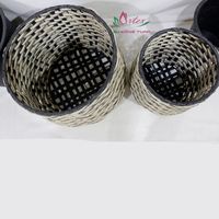Pot Tanaman Plastik Persegi Buatan Tangan Desain Keren untuk Luar & Dalam Ruangan, Kebun Rumah, dengan Lubang Drainase, Rangka Besi, Warna Dapat Disesuaikan